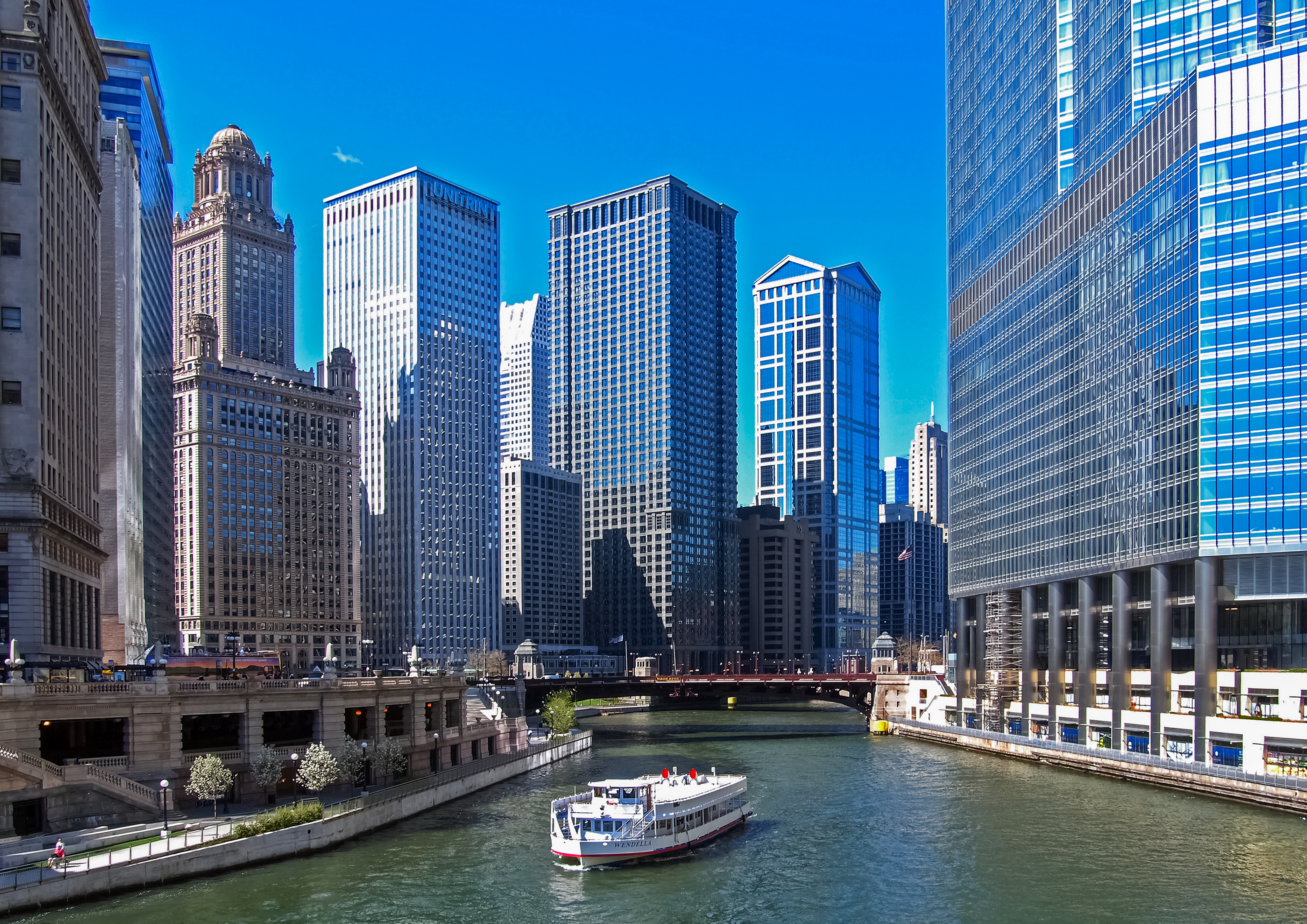 Chicago River and downtown buildings for the AI agency service area page