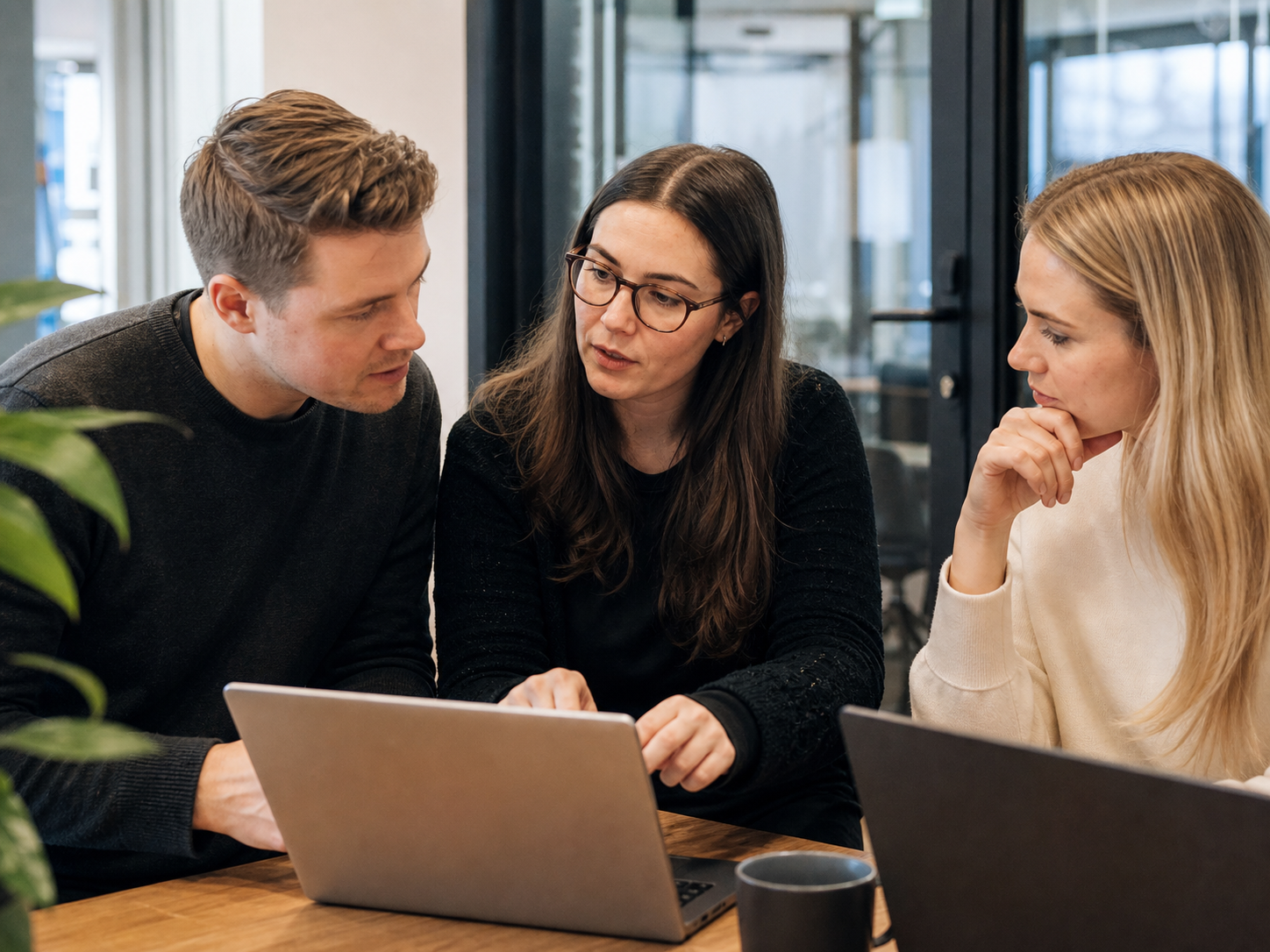 Krakow colleagues onboarding a user and resolving a managed IT support issue