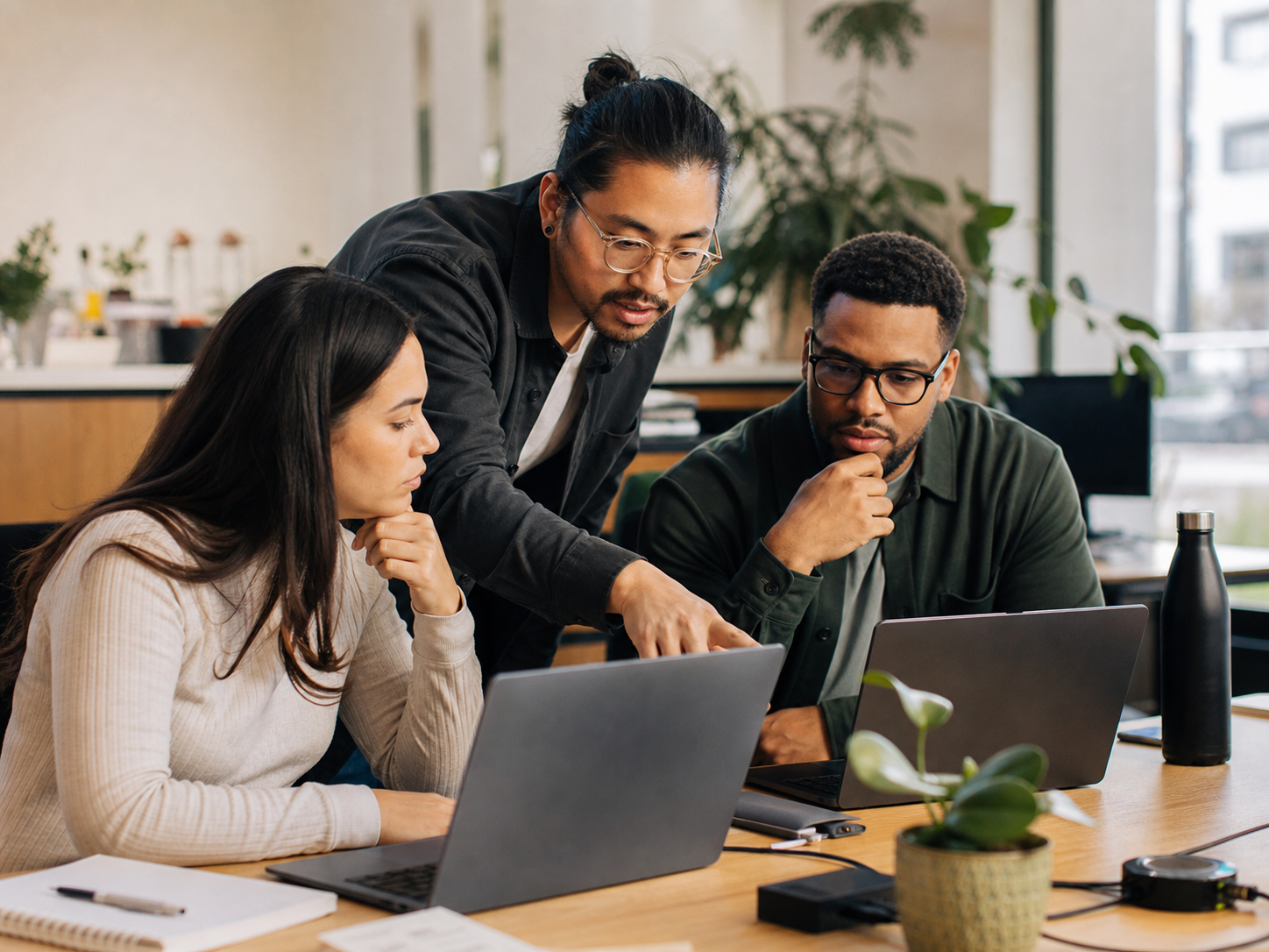 Los Angeles colleagues onboarding a user and resolving a managed IT support issue